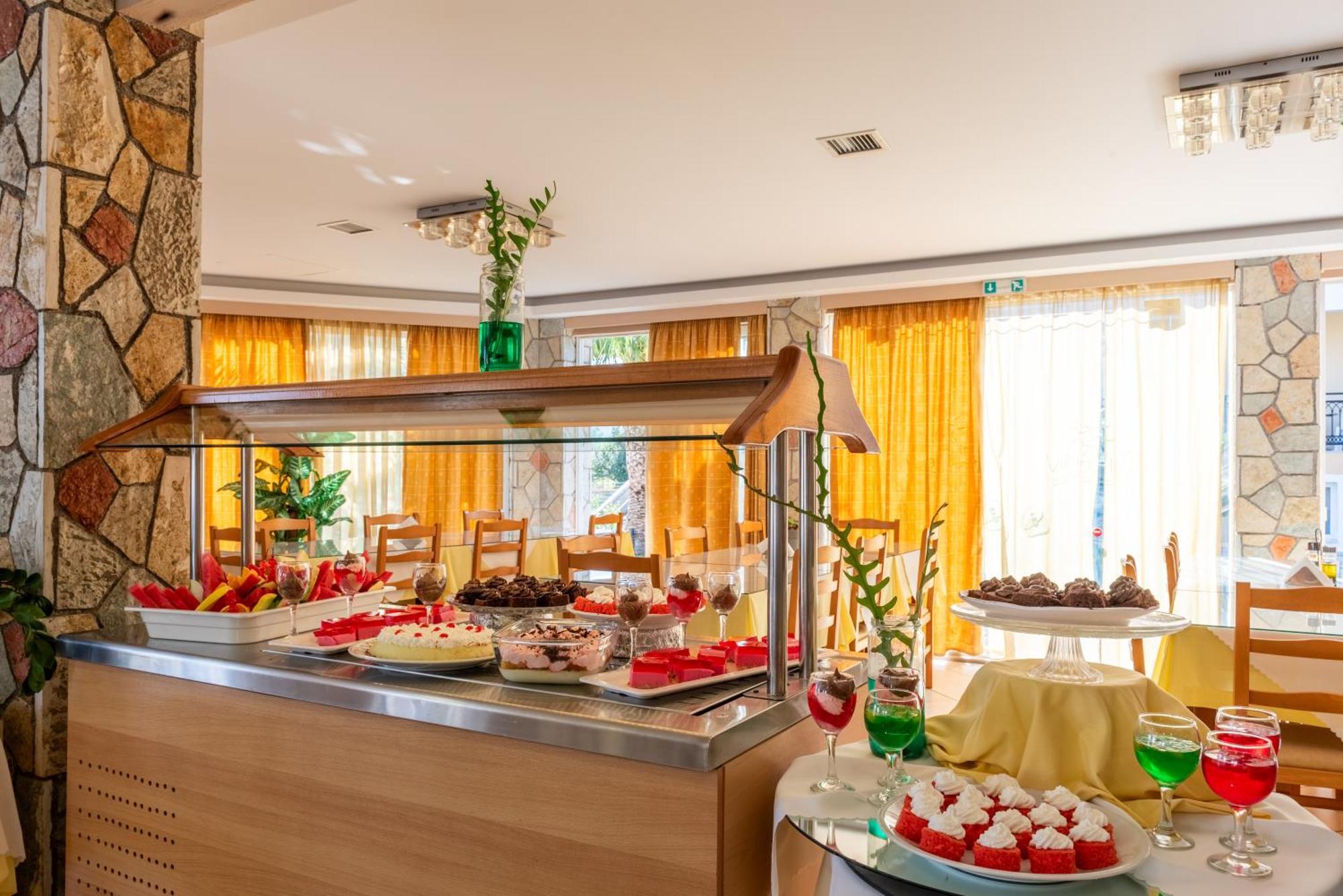 لاغاناس Village Inn Studios & Family Apartments المظهر الخارجي الصورة