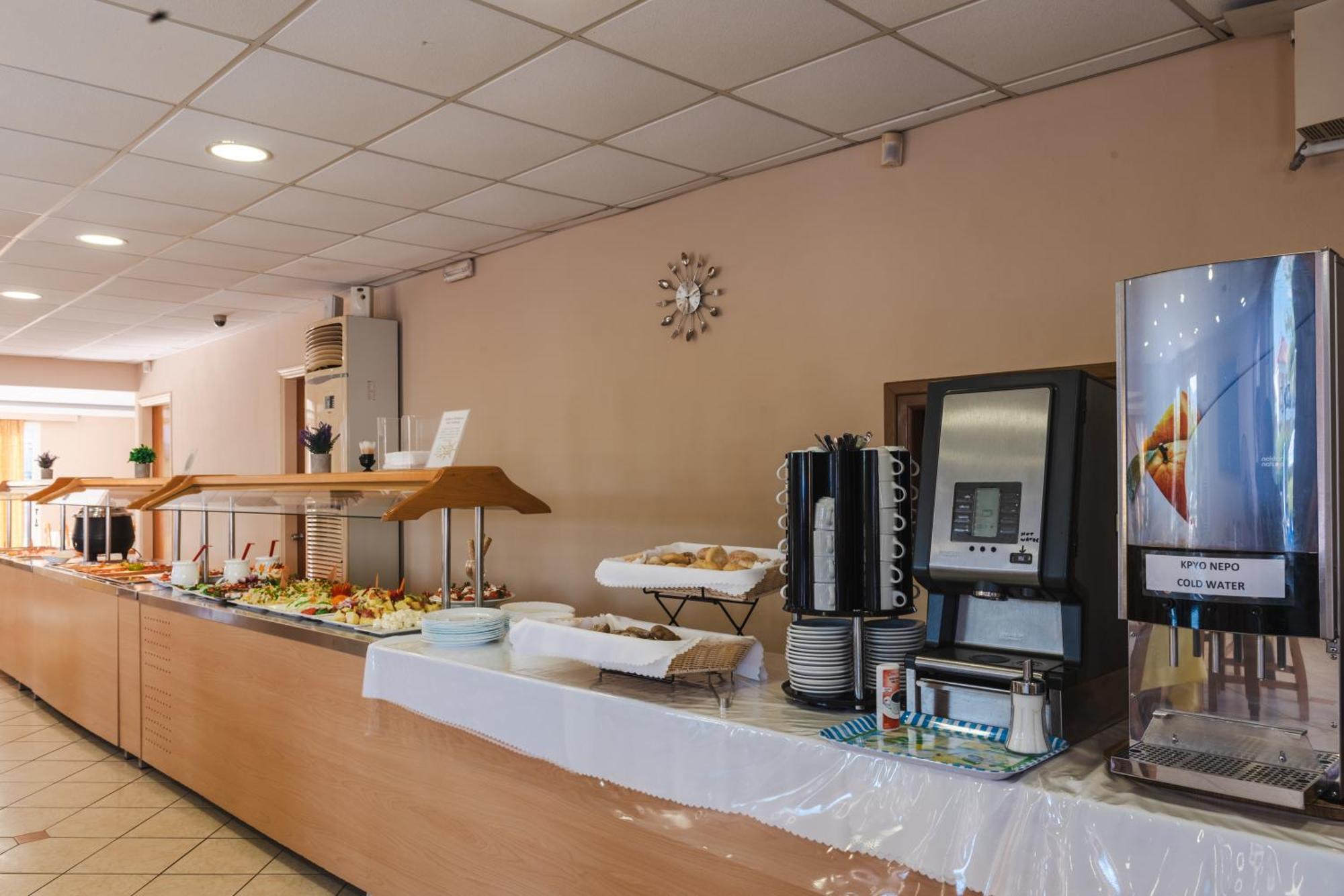 لاغاناس Village Inn Studios & Family Apartments المظهر الخارجي الصورة