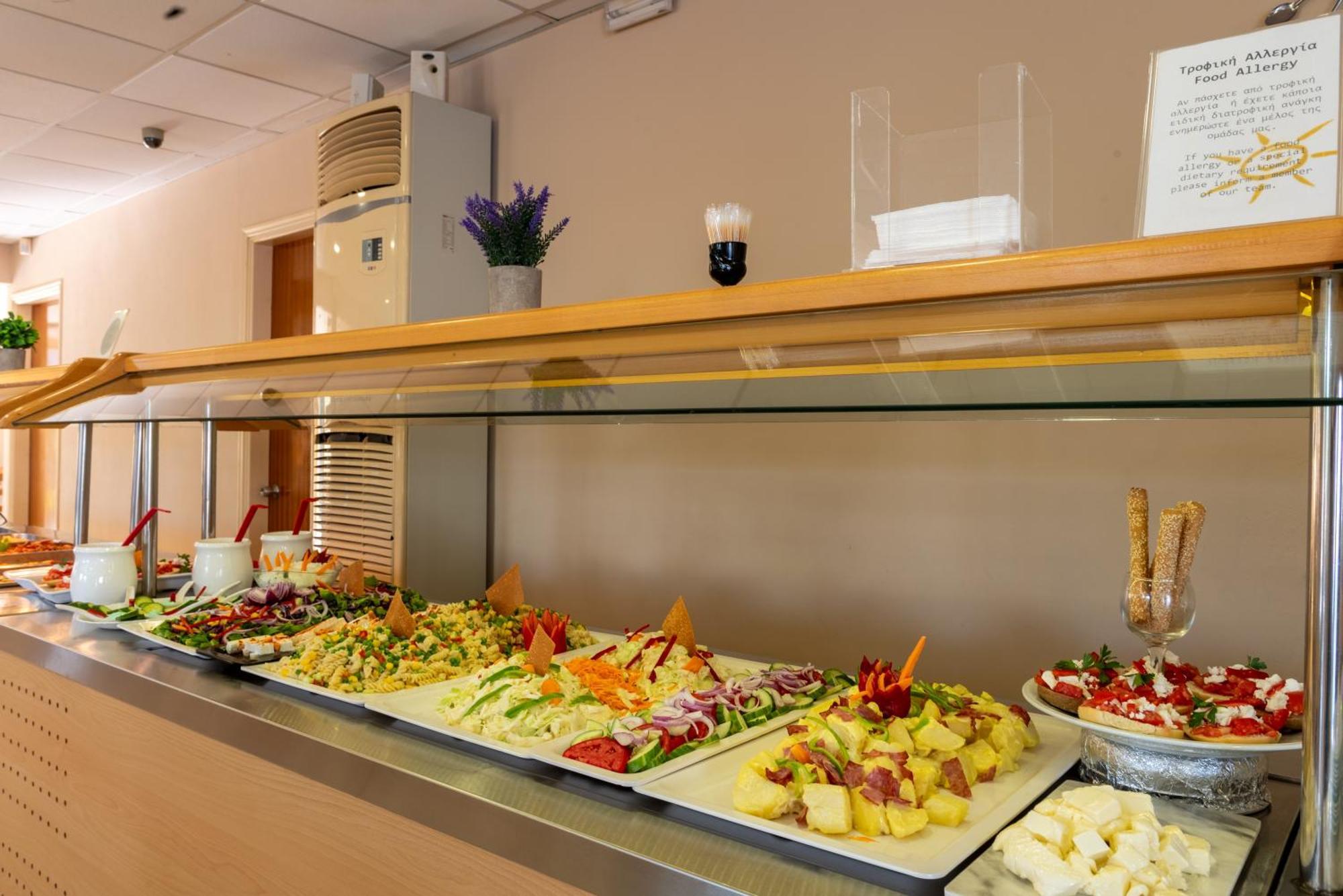 لاغاناس Village Inn Studios & Family Apartments المظهر الخارجي الصورة