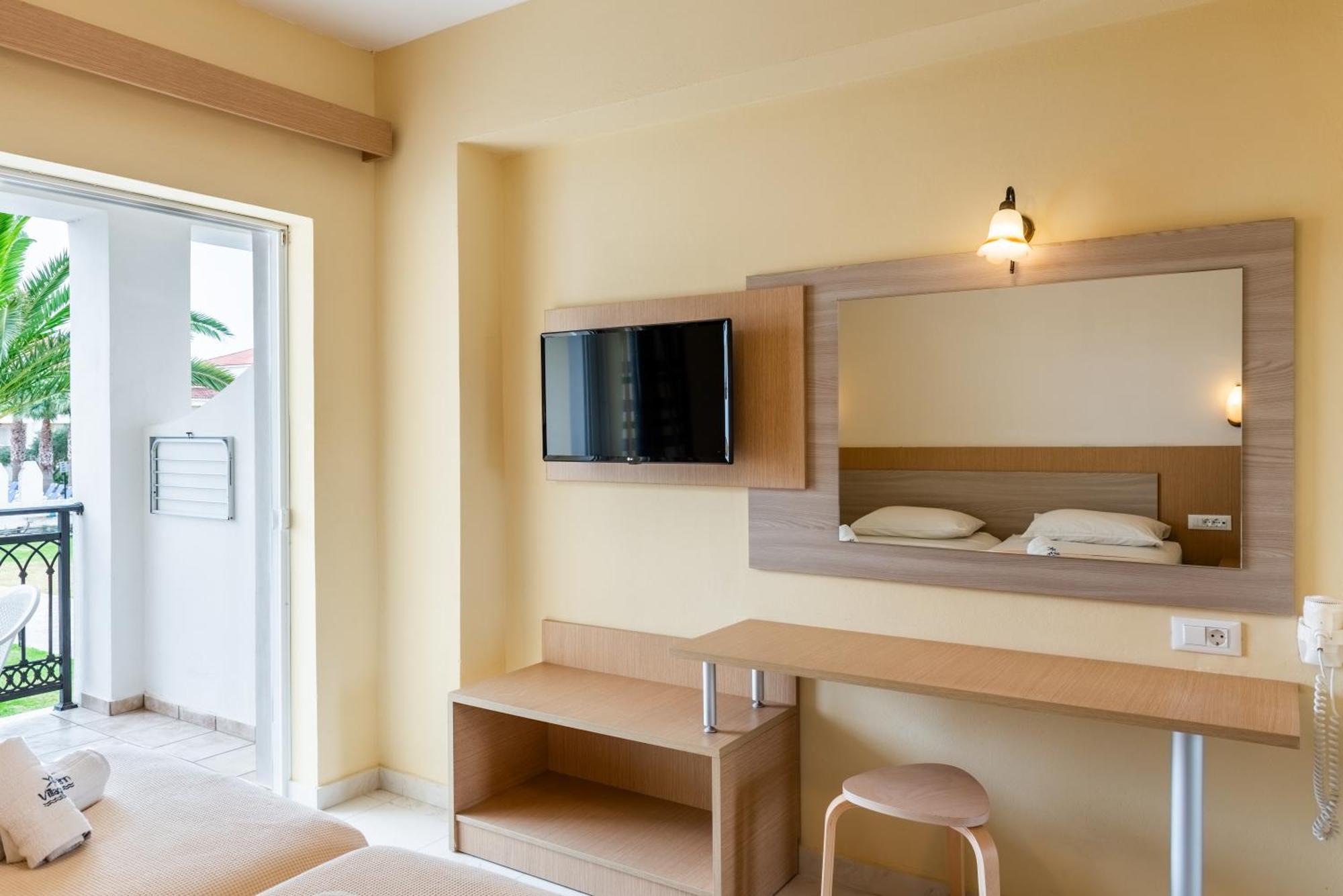 لاغاناس Village Inn Studios & Family Apartments المظهر الخارجي الصورة