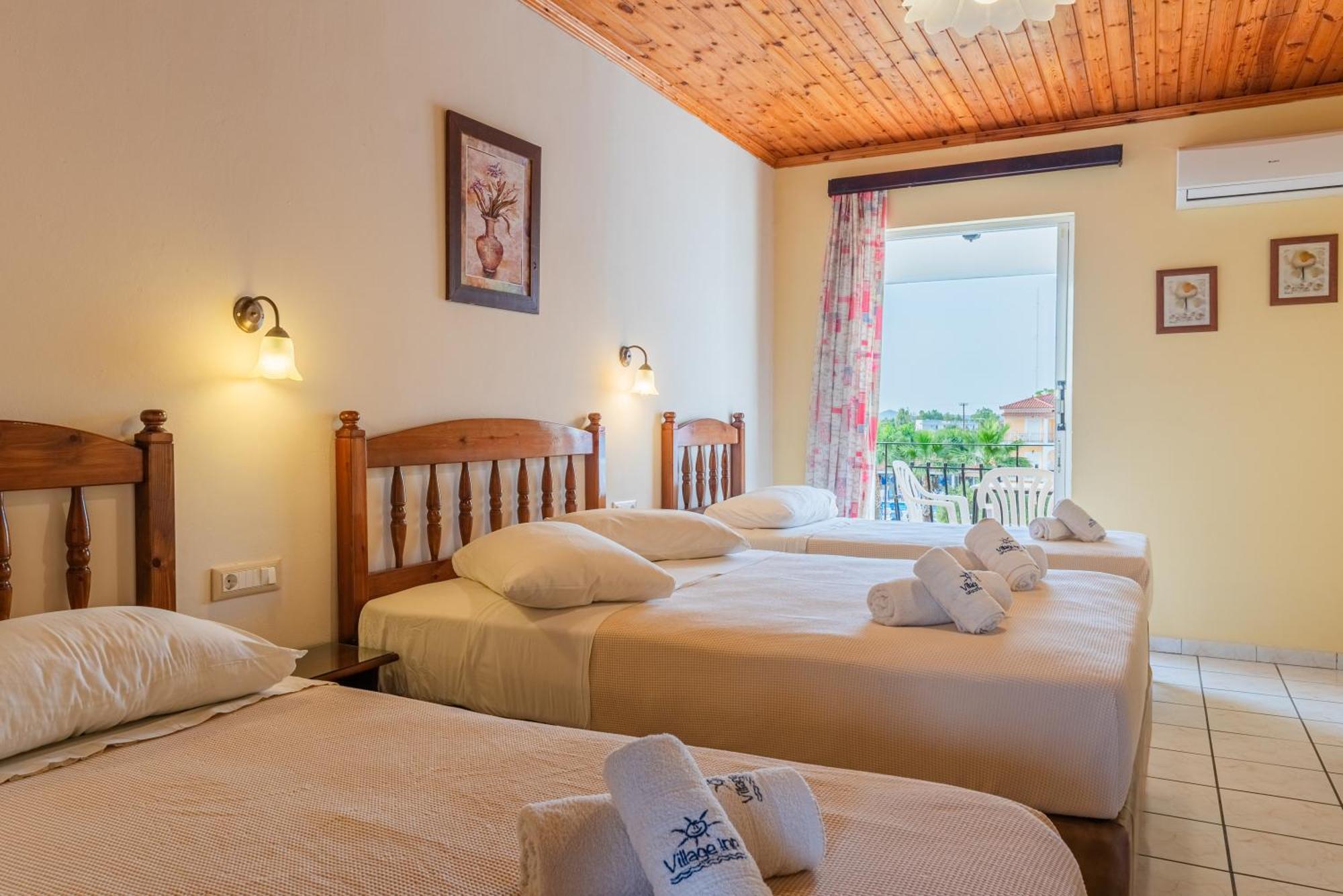 لاغاناس Village Inn Studios & Family Apartments المظهر الخارجي الصورة